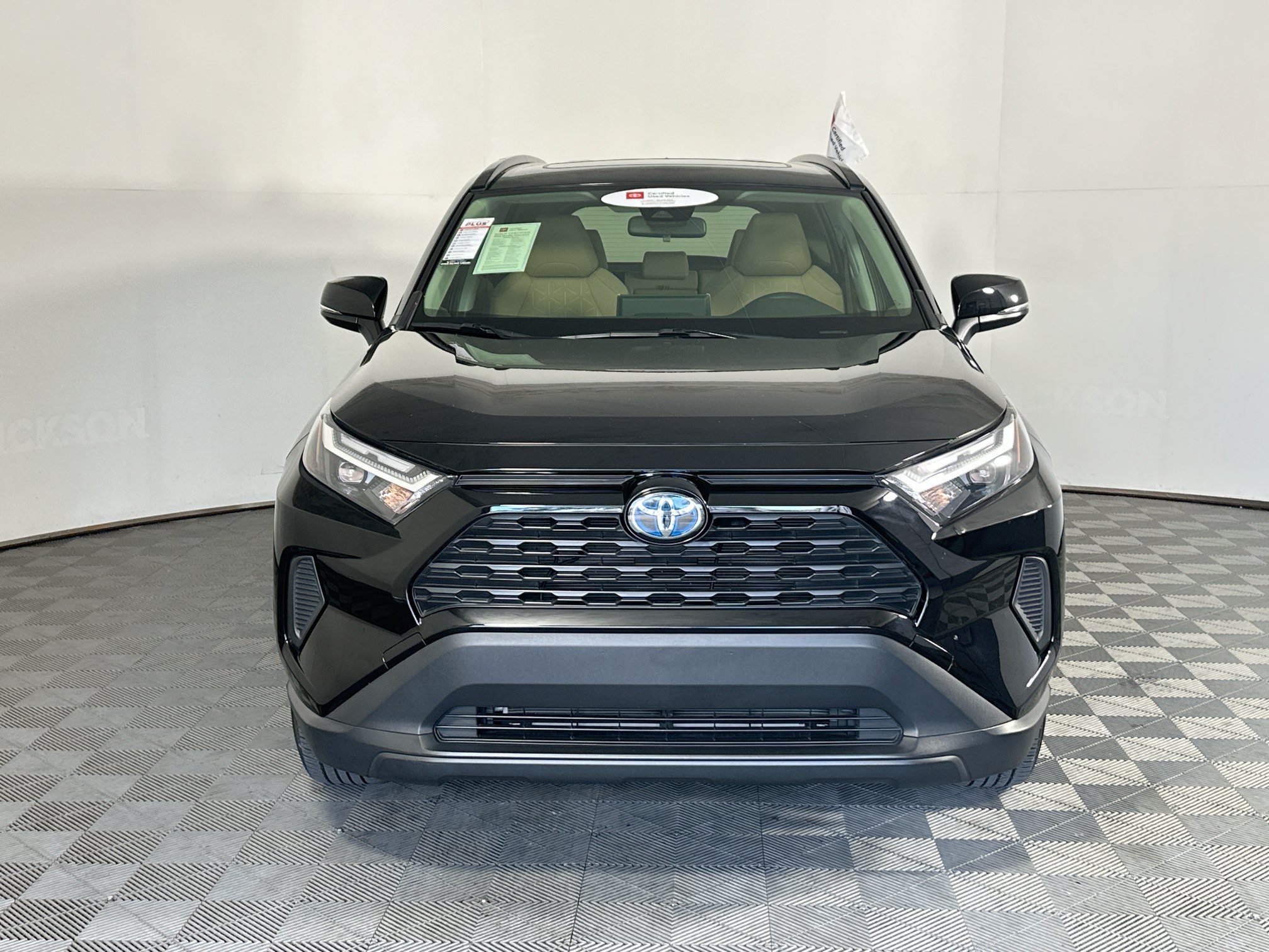 Certified 2024 Toyota RAV4 XLE w/ Convenience Package AWD/4WD image 8