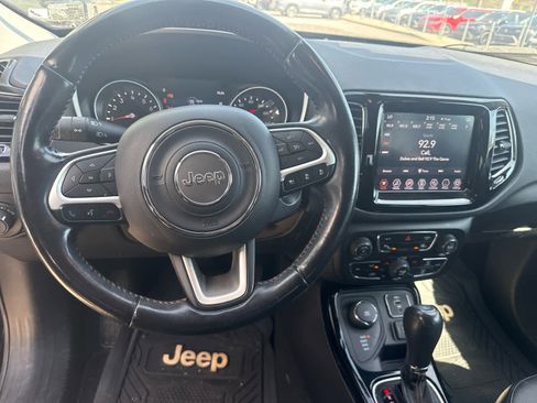 Used 2021 Jeep Compass Limited image 8