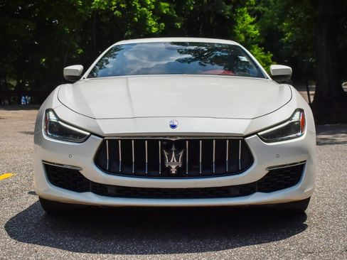 Used 2019 Maserati Ghibli GranLusso RWD image 12