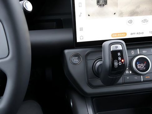 New 2026 Land Rover Defender 110 S image 28