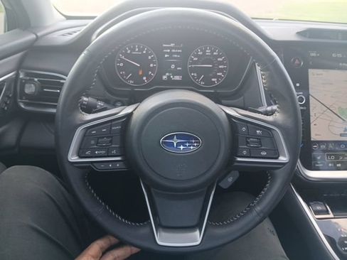 Used 2025 Subaru Outback Limited AWD/4WD image 11