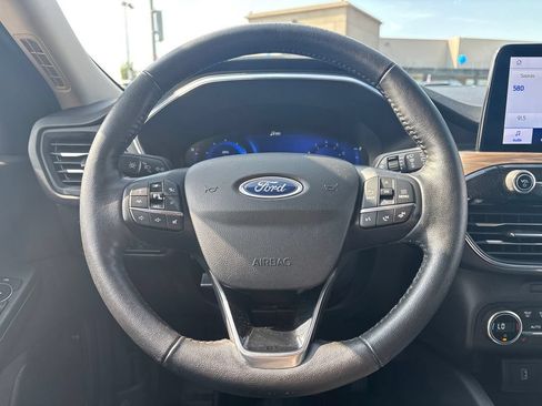 Used 2020 Ford Escape Titanium AWD/4WD image 20