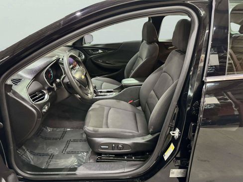 Used 2022 Chevrolet Malibu LT FWD image 24