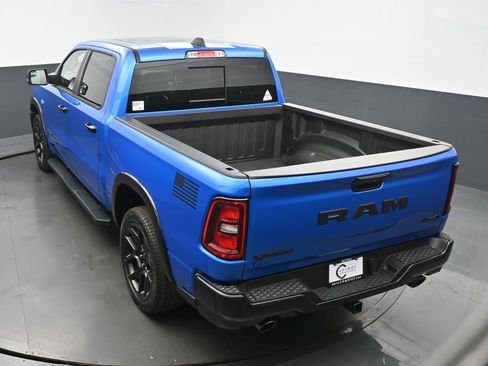 New 2026 RAM 1500 Laramie AWD/4WD image 39