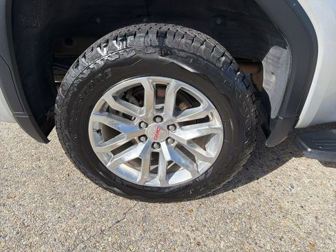 Used 2020 GMC Sierra 1500 SLT image 23