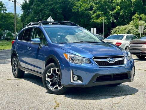 Used 2017 Subaru Crosstrek 2.0i Limited AWD/4WD image 2