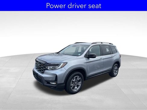 Certified 2023 Honda Passport TrailSport image 10