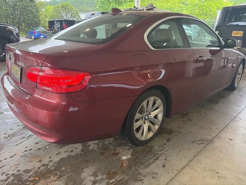 Used 2012 BMW 328i xDrive Coupe AWD/4WD image 3