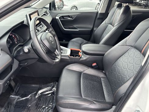 Used 2024 Toyota RAV4 Adventure image 14