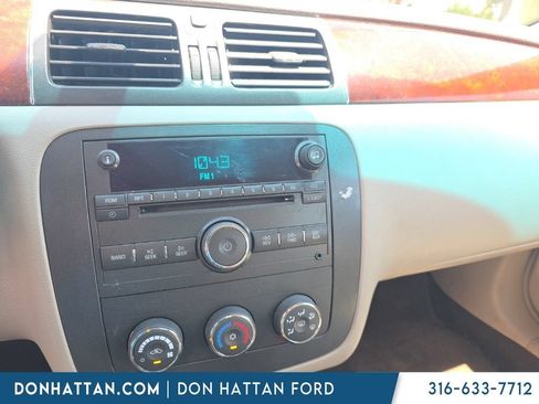 Used 2007 Buick Lucerne CX FWD image 2