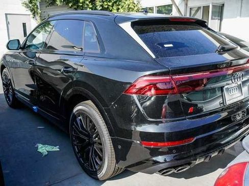 New 2026 Audi SQ8 Premium Plus image 2