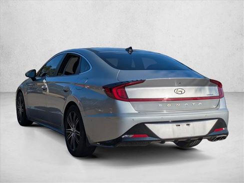 Used 2021 Hyundai Sonata Limited w/ Winter Weather Package image 6
