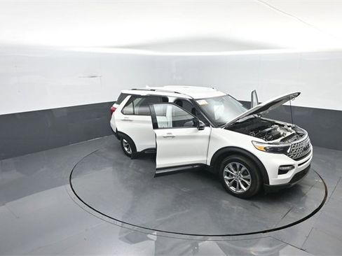 Certified 2023 Ford Explorer Limited w/ Equipment Group 301A image 40