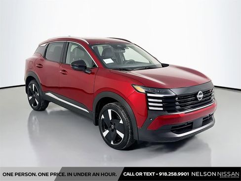 New 2026 Nissan Kicks SR w/ SR Premium Package image 3