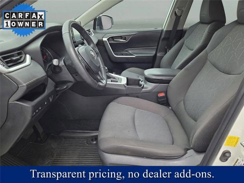 Used 2022 Toyota RAV4 XLE w/ XLE Grade Weather Package AWD/4WD image 20