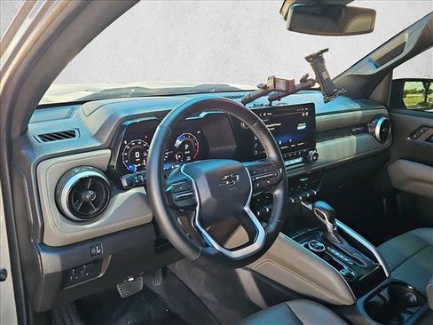 Certified 2023 Chevrolet Colorado ZR2 w/ ZR2 Convenience Package III AWD/4WD image 9