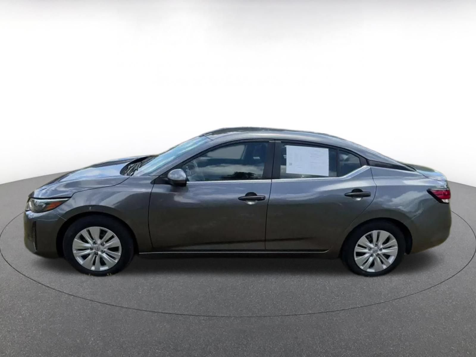 Used 2025 Nissan Sentra S FWD image 8