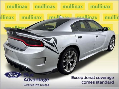 Used 2020 Dodge Charger GT RWD image 4