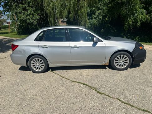 Used 2010 Subaru Impreza 2.5i Premium AWD/4WD image 5