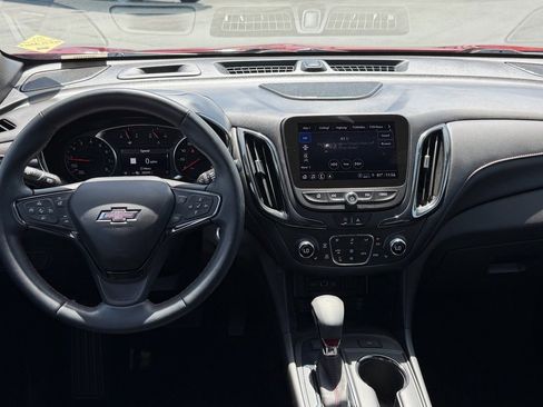 Used 2023 Chevrolet Equinox RS w/ RS Leather Package AWD/4WD image 12