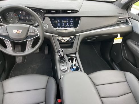 New 2026 Cadillac XT5 Premium Luxury w/ Driver Assist Package FWD image 39