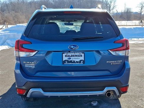 Used 2023 Subaru Forester Touring image 6