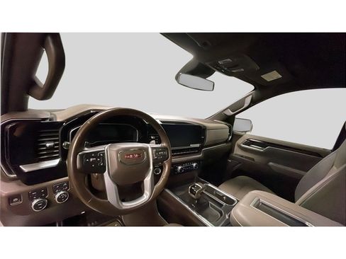 Certified 2022 GMC Sierra 1500 SLT w/ SLT Premium Plus Package image 12