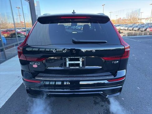 New 2026 Volvo XC60 T8 Ultra w/ Protection Package Premier AWD/4WD image 4