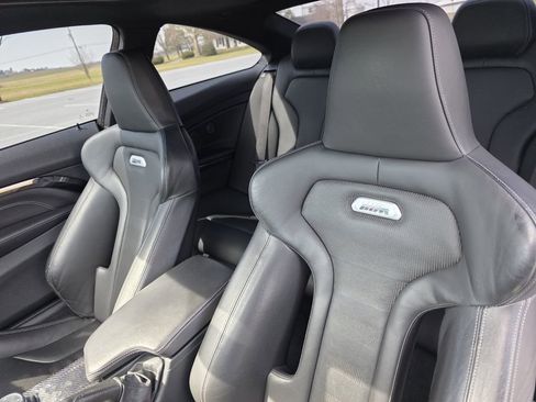 Used 2017 BMW M4 image 12