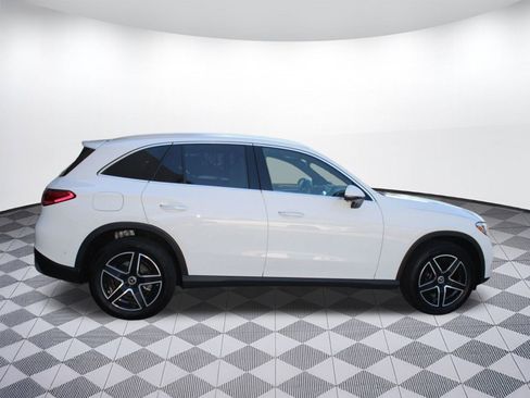 Used 2026 Mercedes-Benz GLC 300 image 8