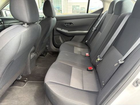 Used 2024 Nissan Sentra SV FWD image 21