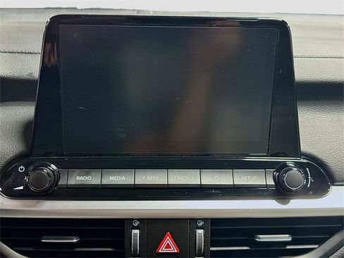 Used 2023 Kia Forte LXS w/ LXS Technology Package image 12