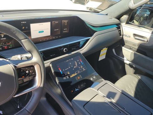 New 2026 INFINITI QX80 Autograph w/ Premium Cargo Package image 21