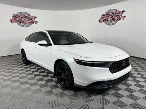 Used 2023 Honda Accord LX image 9