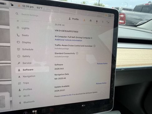 Used 2023 Tesla Model 3 Standard Range RWD image 28