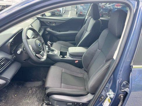 Used 2025 Subaru Outback Premium AWD/4WD image 19