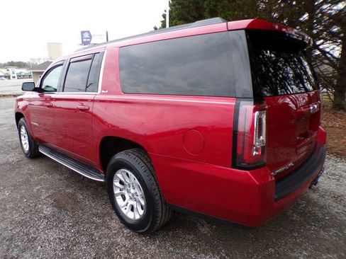 Used 2015 GMC Yukon XL SLE w/ Convenience Package image 3