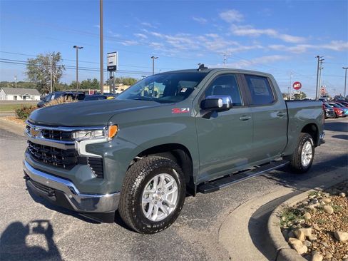 New 2026 Chevrolet Silverado 1500 LT w/ Z71 Off-Road Package image 8