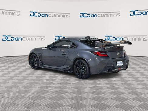 Used 2023 Toyota GR86 Premium w/ ALL Weather Mat Package (TMS) RWD image 6