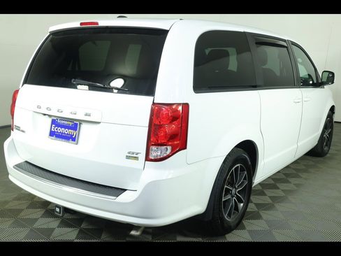 Used 2019 Dodge Grand Caravan GT image 8