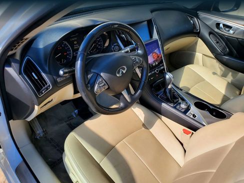 Used 2015 INFINITI Q50 Premium w/ Navigation Package RWD image 6
