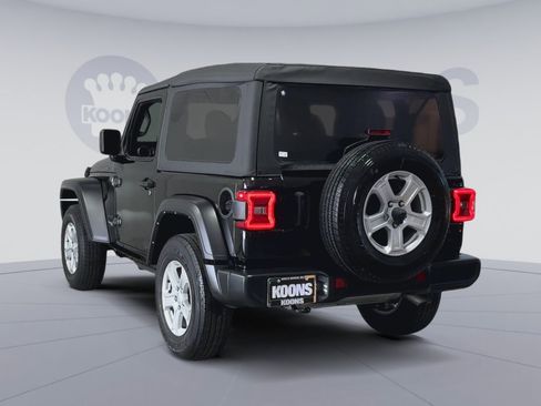 Used 2021 Jeep Wrangler Sport S image 10
