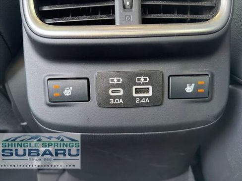 Certified 2025 Subaru Outback Limited image 39