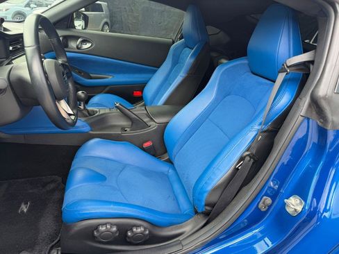 Used 2024 Nissan Z Performance w/ Floor Mat Package RWD image 12