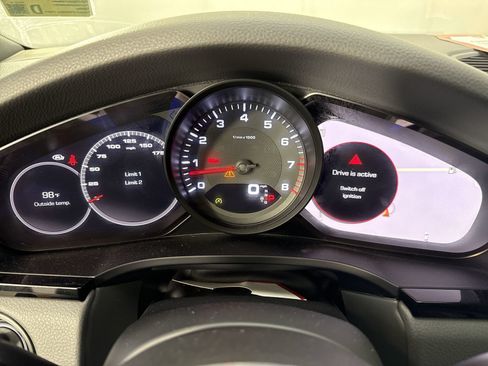 Used 2019 Porsche Cayenne AWD/4WD image 16