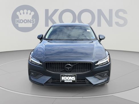 Used 2022 Volvo S60 B5 Inscription AWD/4WD image 11