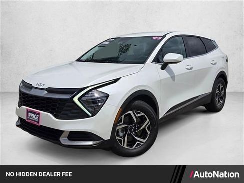 Used 2025 Kia Sportage LX FWD image 1
