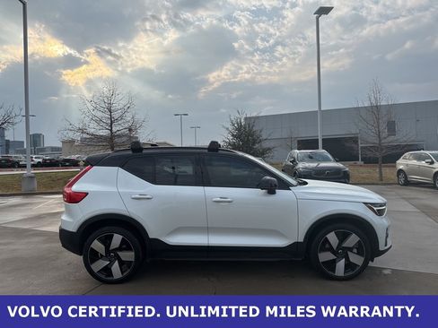 Certified 2023 Volvo XC40 Recharge Ultimate image 4