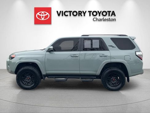 Used 2023 Toyota 4Runner TRD Off-Road Premium w/ Moonroof Package AWD/4WD image 2