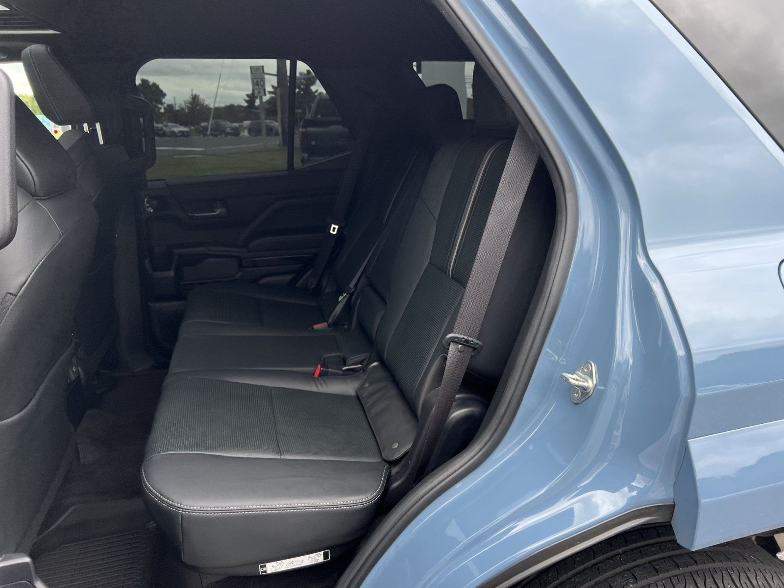 Used 2025 Toyota 4Runner Limited AWD/4WD image 24